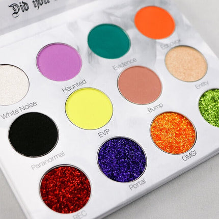Curst Kosmetics - The PARANORMAL Eyeshadow Palette