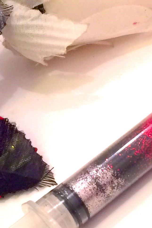 Inked Doll Cosmetics - INSATIABLE GlamDoll Glitter Syringe
