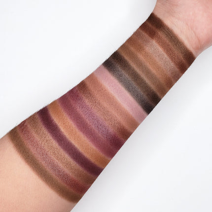 Crown Brush - JAVA EYESHADOW PALETTE 35J
