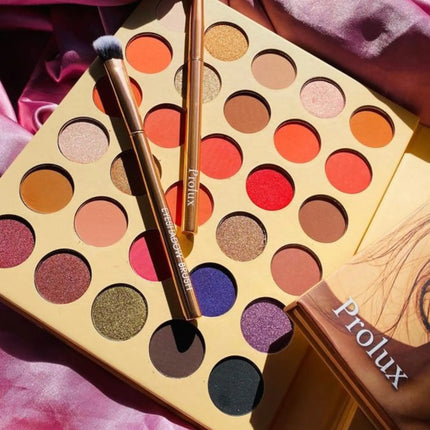Prolux Cosmetics - Love Struck Eyeshadow Palette