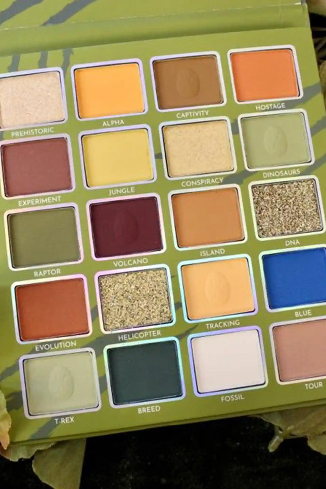 Prolux Cosmetics - Predator Neutral Eyeshadow Palette