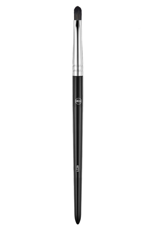 Lurella Cosmetics - Flat Oval Lip Brush - LC29