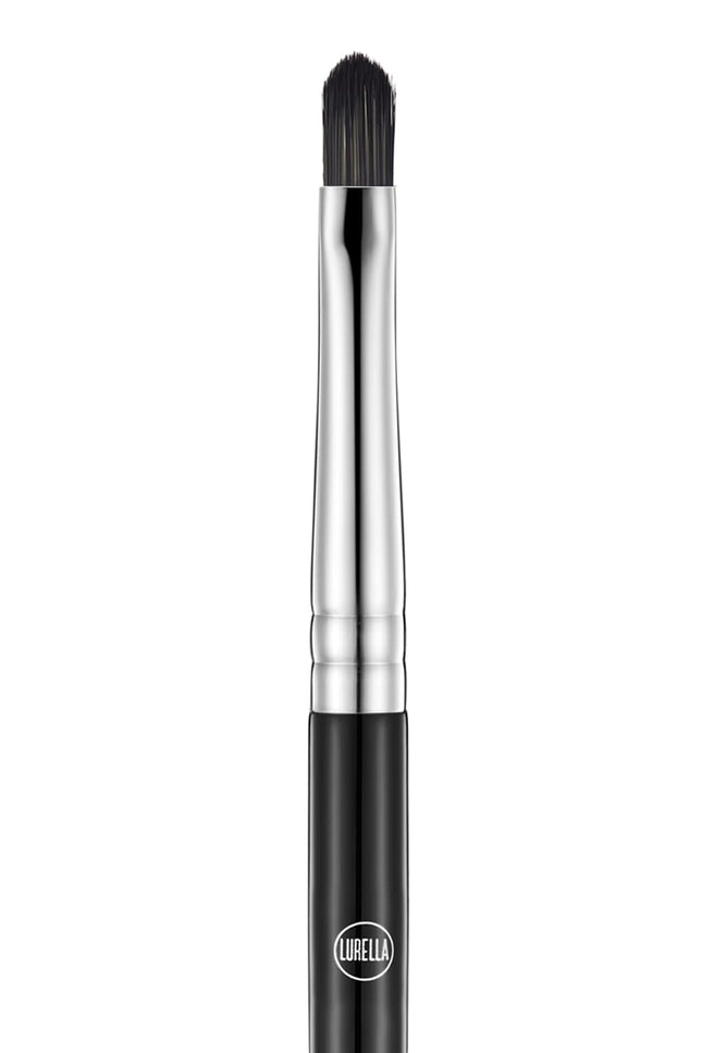 Lurella Cosmetics - Flat Oval Lip Brush - LC29