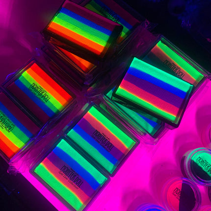 Inked Doll Cosmetics - *UV* UNICORN PASTEL PRIDE Striped Wet Liner