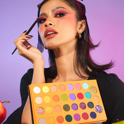 Profusion Cosmetics - Peanuts Halloween | Trick or Treat 31 Shade Palette