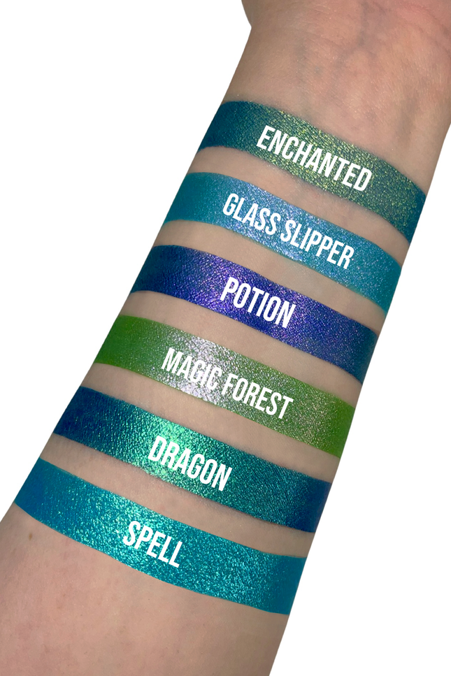 Gavissi Beauty - "GLASS SLIPPER" SINGLE LINER PAN (DUOCHROME)