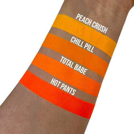 Gavissi Beauty - "PEACH CRUSH" RETRO LINER