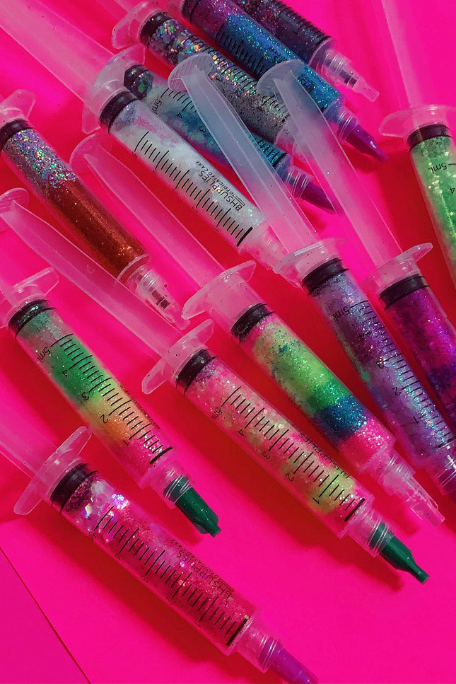 Inked Doll Cosmetics - CHESHIRE GlamDoll Glitter Syringe