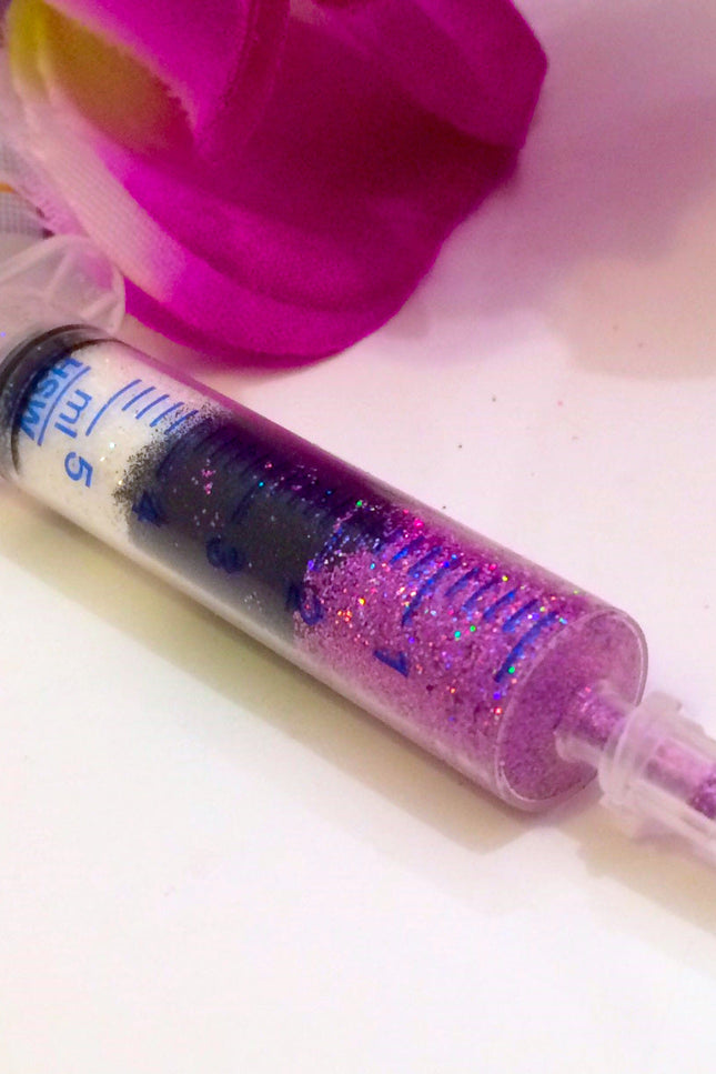 Inked Doll Cosmetics - TEENAGE WASTELAND  GlamDoll Glitter Syringe