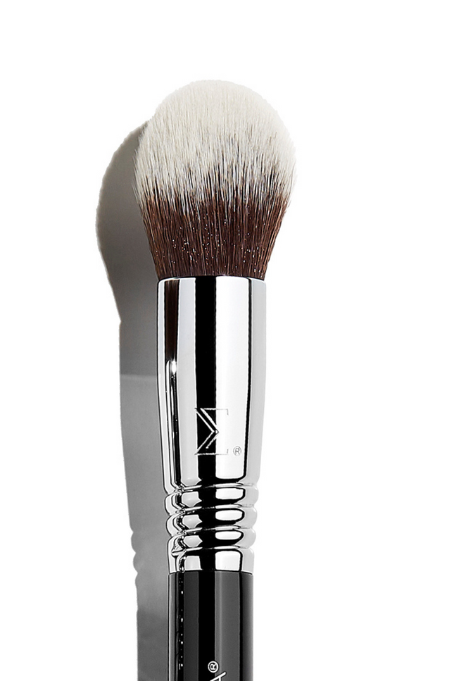 Sigma Beauty - F79 Concealer Blend Kabuki™ Brush