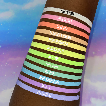 Gavissi Beauty - UV PASTEL BUNDLE: 12 LINERS + BRUSH + SPRAY BOTTLE