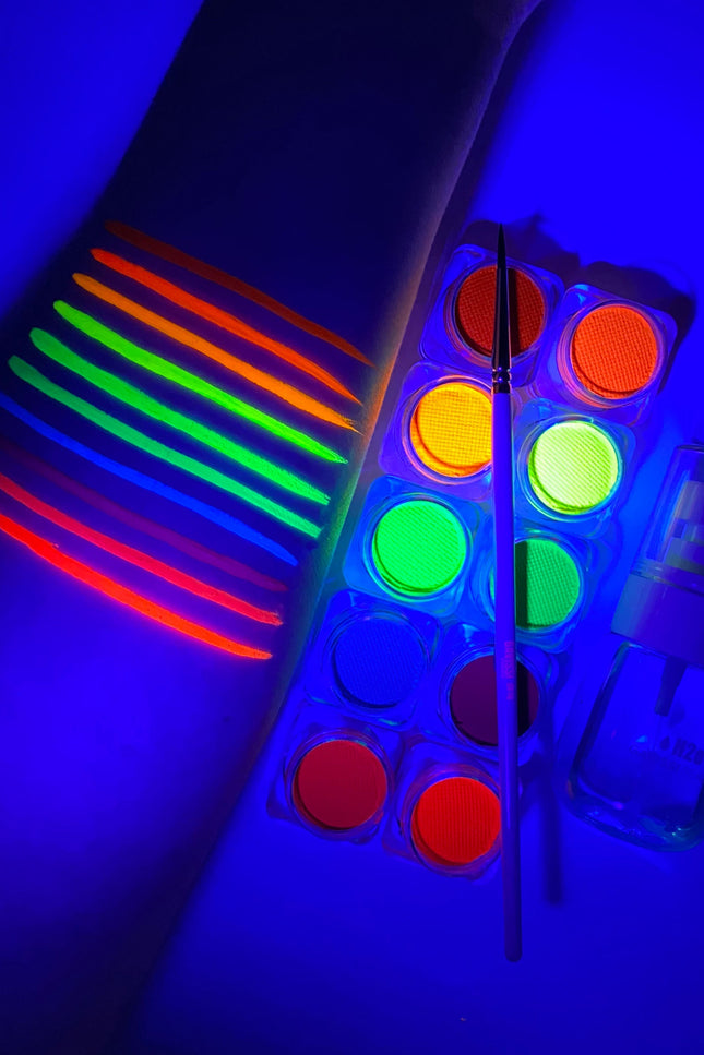 Gavissi Beauty - UV NEON BUNDLE: 10 LINERS + BRUSH + SPRAY BOTTLE