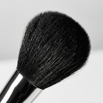 Amazing Cosmetics - Velvet Brush