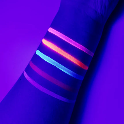 Glisten Cosmetics - Split Liner - Vibrant (UV) Circle
