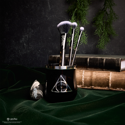 Profusion Cosmetics - HP Dark Arts | Deathly Hallows™ Blend Makeup Brush & Sponge Set