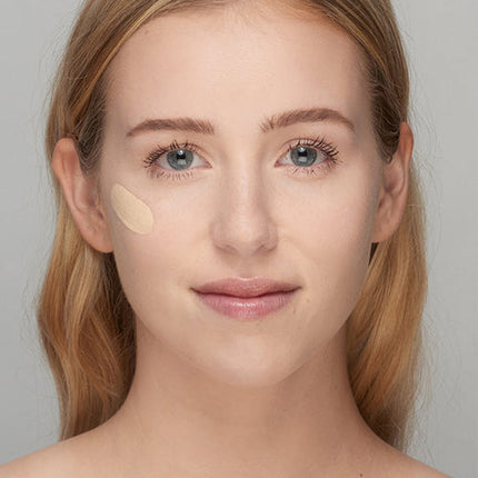 UOMA Beauty - FLAWLESS IRL SKIN PERFECTING FOUNDATION