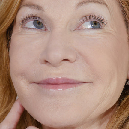 UOMA Beauty - Hydroblast Finishing Powder