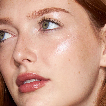 UOMA Beauty - Double Take Skin Perfecting Highlighter