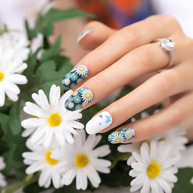 Candied Nails - Nail Sticker - Daisy's and Butterflies