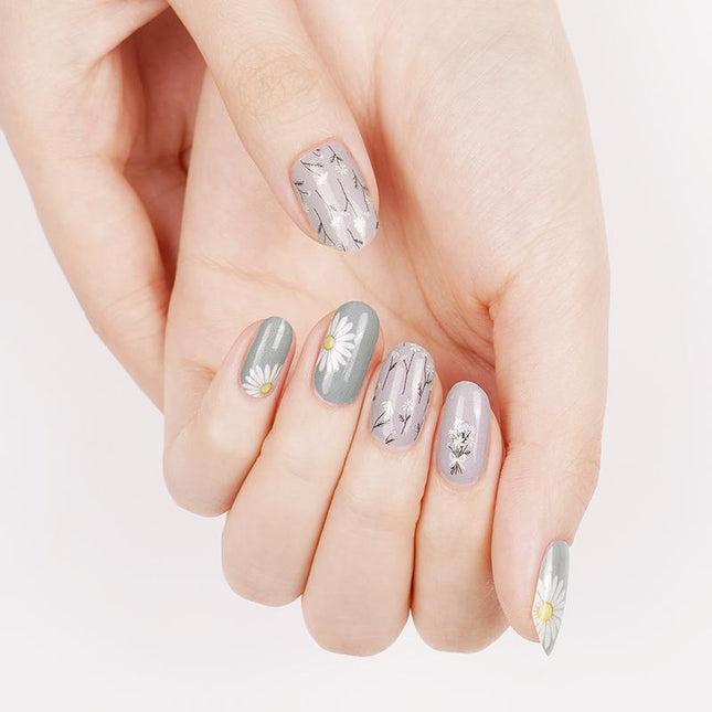 Candied Nails - Nail Sticker - White Daisy Days
