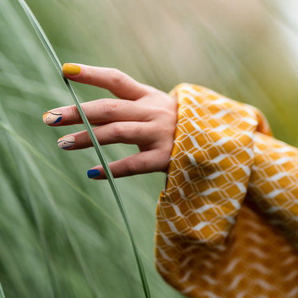 Bonmuz - Tangerine Garden | Soft & Durable Press-On Nails
