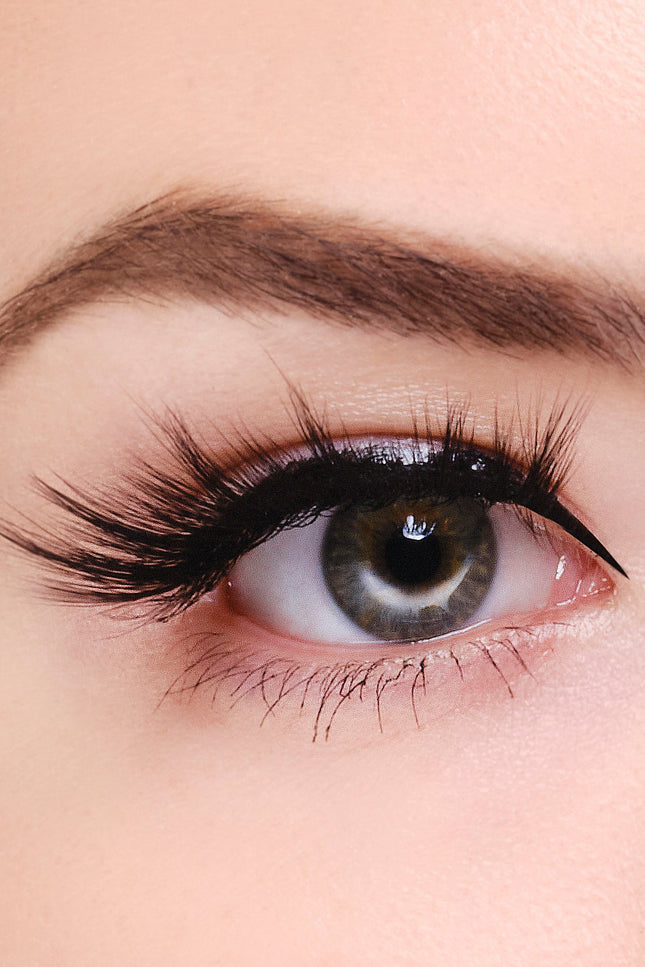 Lurella Cosmetics - Synthetic Eyelashes - Chicago
