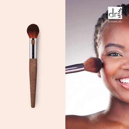 skinChemists US - Coffee Ground Illuminating Brush