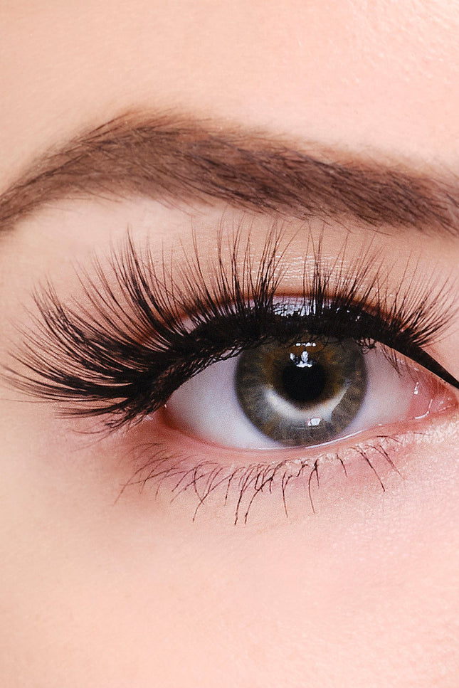 Lurella Cosmetics - Synthetic Eyelashes - Colombia