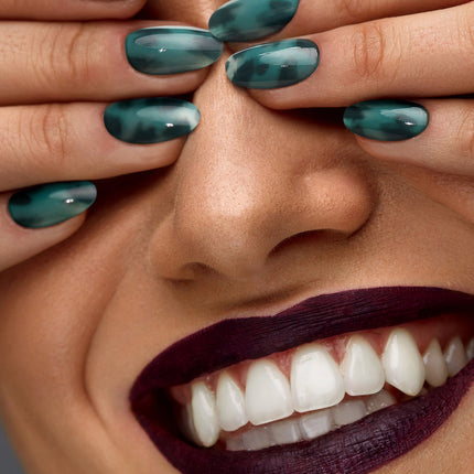 Bonmuz - Emerald Amber | Soft & Durable Press-On Nails