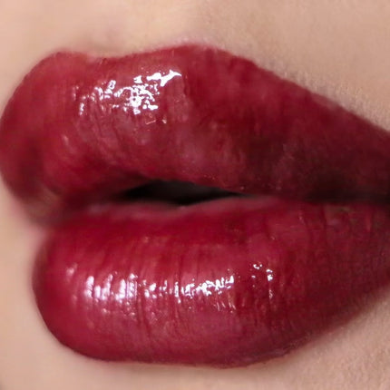 Curst Kosmetics - Lip Gloss Potion - Vampires Blood