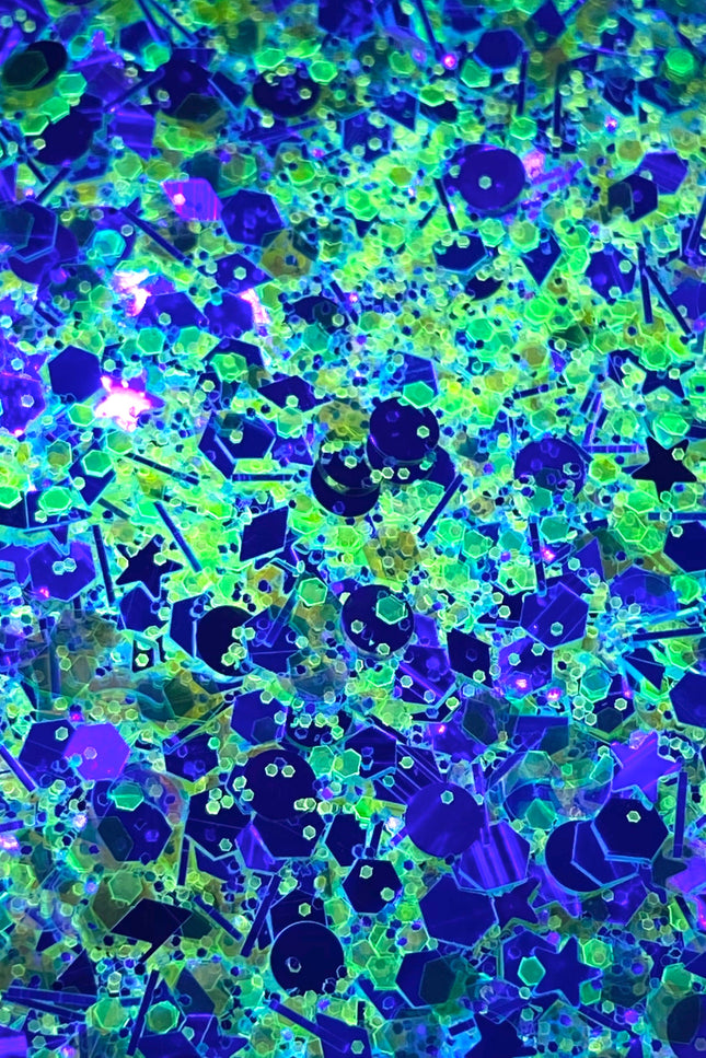 Gavissi Beauty - "PIÑA" UV LOOSE GLITTER