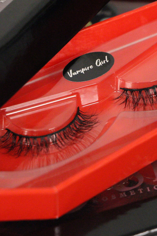 Curst Kosmetics - Vampire Girl Lashes