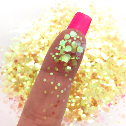 Gavissi Beauty - "LEMON CAKE" LOOSE GLITTER