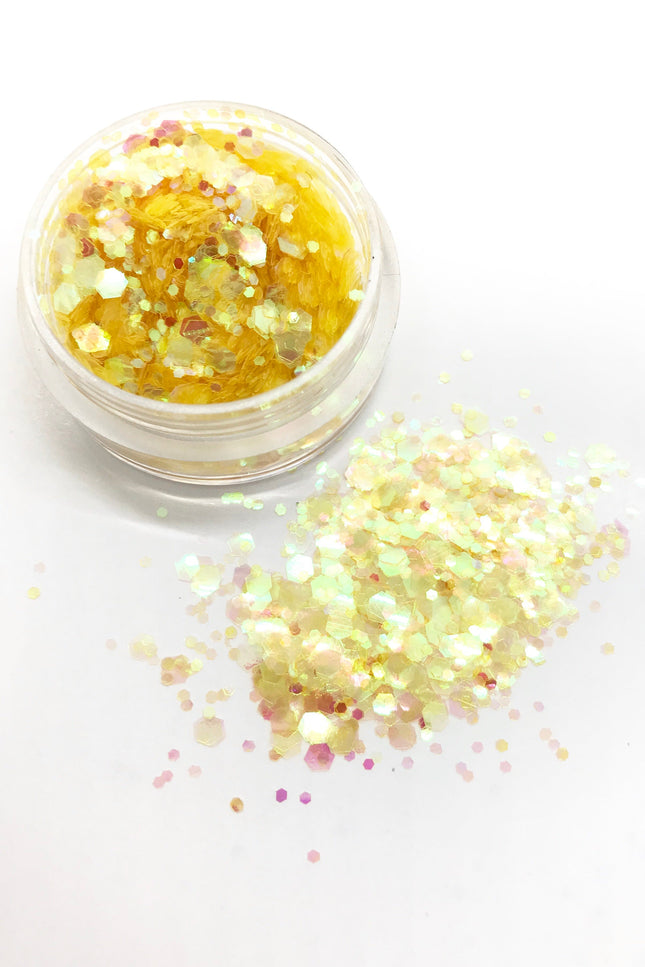Gavissi Beauty - "LEMON CAKE" LOOSE GLITTER