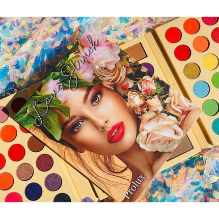 Prolux Cosmetics - Love Struck Eyeshadow Palette