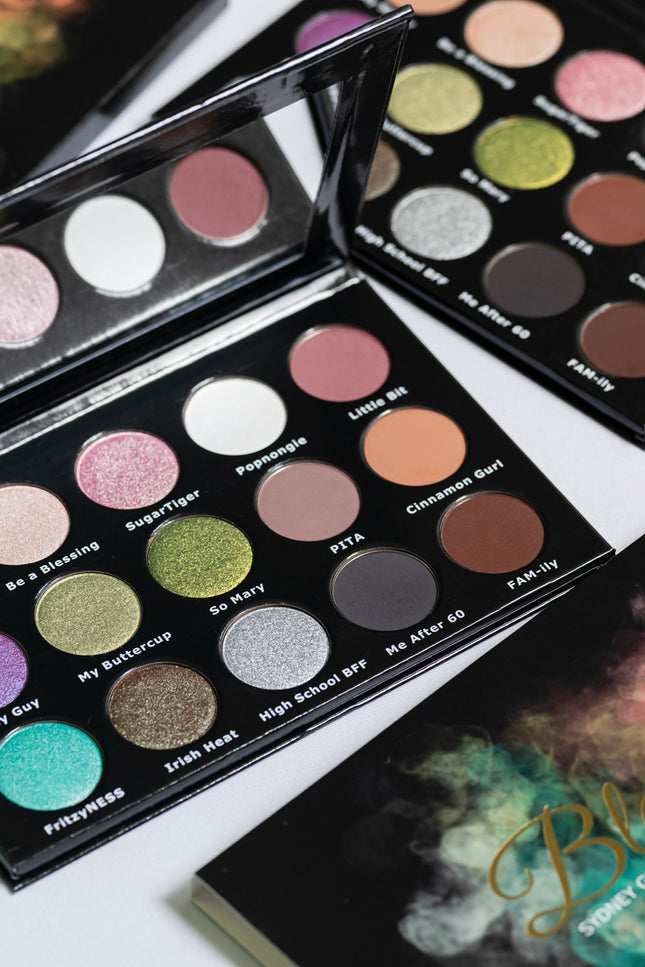 Sydney Grace - Blessed Palette by Glitzy Fritzy - Eyeshadow Palette - Deep