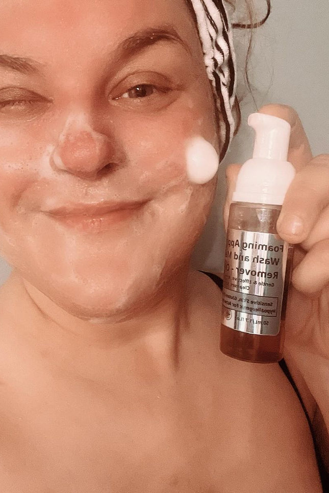 EpiLynx - Gentle, Oil-Free Foaming Apple Cleanser for Sensitive & Acne-Prone Skin | Vegan, allergen-friendly, sulfate & paraben free | Purifying, hydrating face wash for all skin types