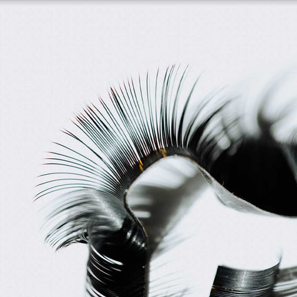 Lash Affair - Luxury Menage A Trois Volume Lash Extensions