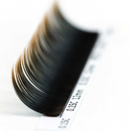 Lash Affair - Luxury Ombré Classic Lash Extensions