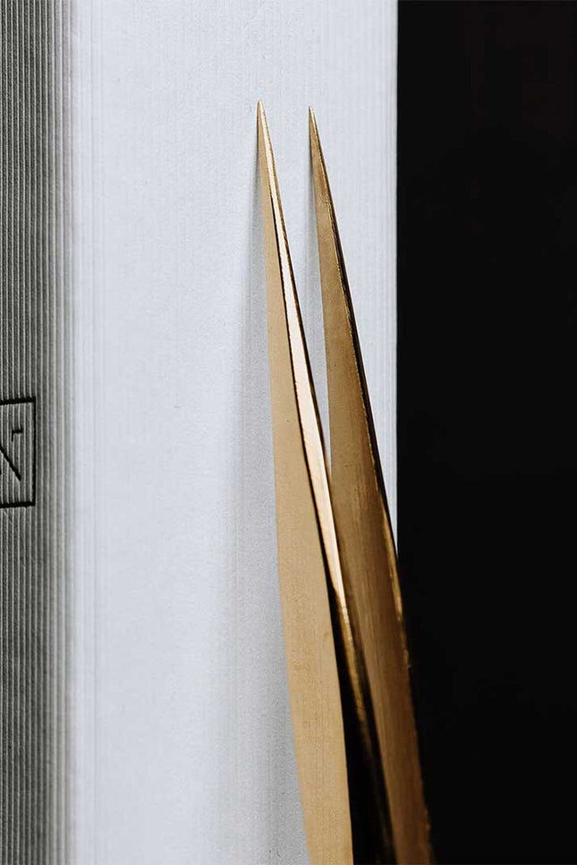 Lash Affair - On Point | Isolation + Classic Lash Tweezers