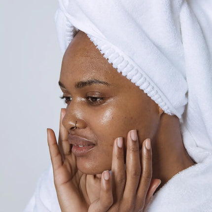 by valenti® - Olive Facial Cleansing Oil with Extra virgin olive oil + Olive squalane + Vitamin E