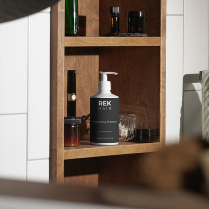 REK Cosmetics - Moisturising Shampoo