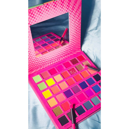 Prolux Cosmetics - Prolux Dreams Eyeshadow Palette