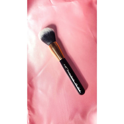 Prolux Cosmetics - Powder Brush
