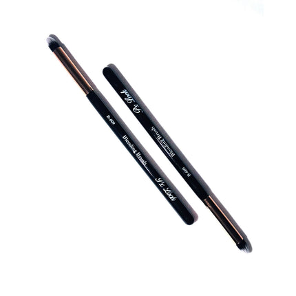 Prolux Cosmetics - Blending brush