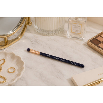 Prolux Cosmetics - Eyeshadow Brush