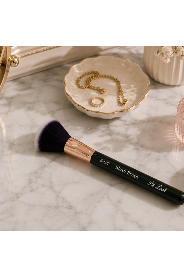 Prolux Cosmetics - PxLook Blush Brush