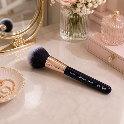 Prolux Cosmetics - PxLook Bronzer Brush