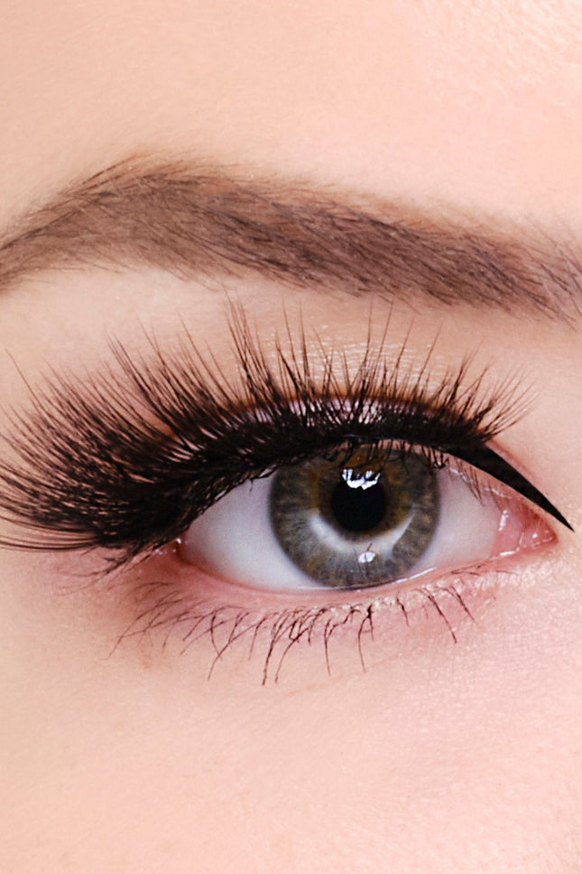 Lurella Cosmetics - Synthetic Eyelashes - Swanky