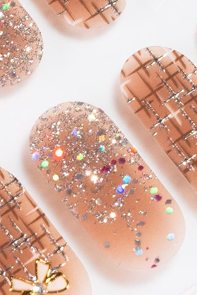 Candied Nails - Bows in Tan Gel Nails